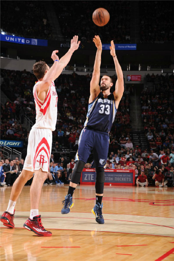 必要的犯规 必要的犯规