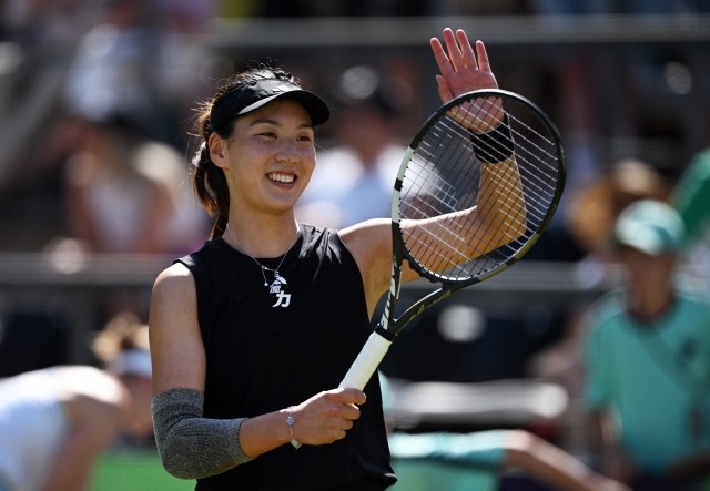 一颗冉冉升 一颗冉冉升