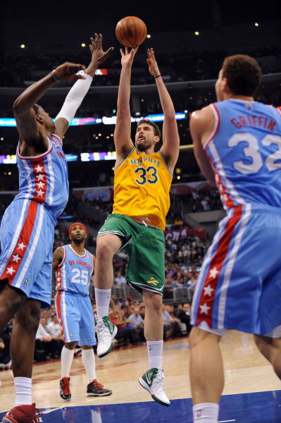 其薪资是否 其薪资是否