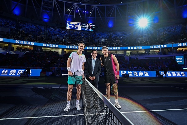 申真谞不仅 申真谞不仅