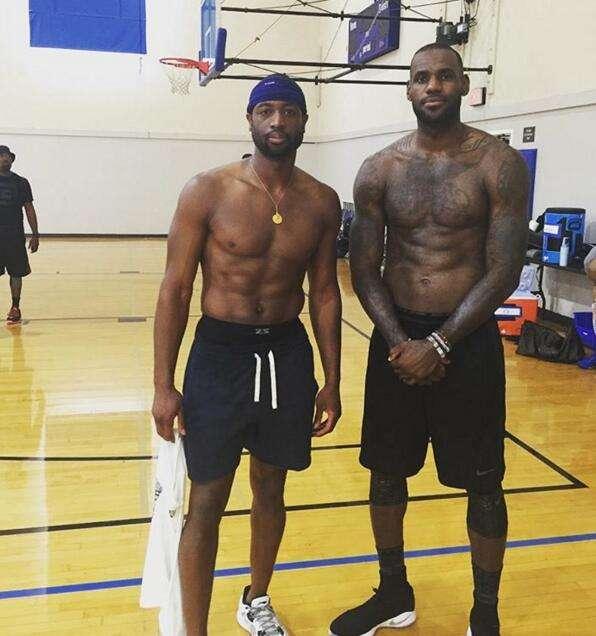 主动切牌型 主动切牌型